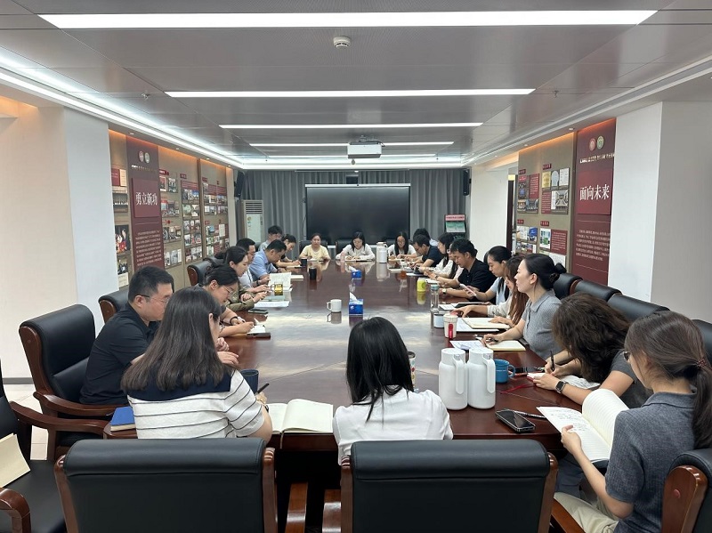 学习小组.jpg